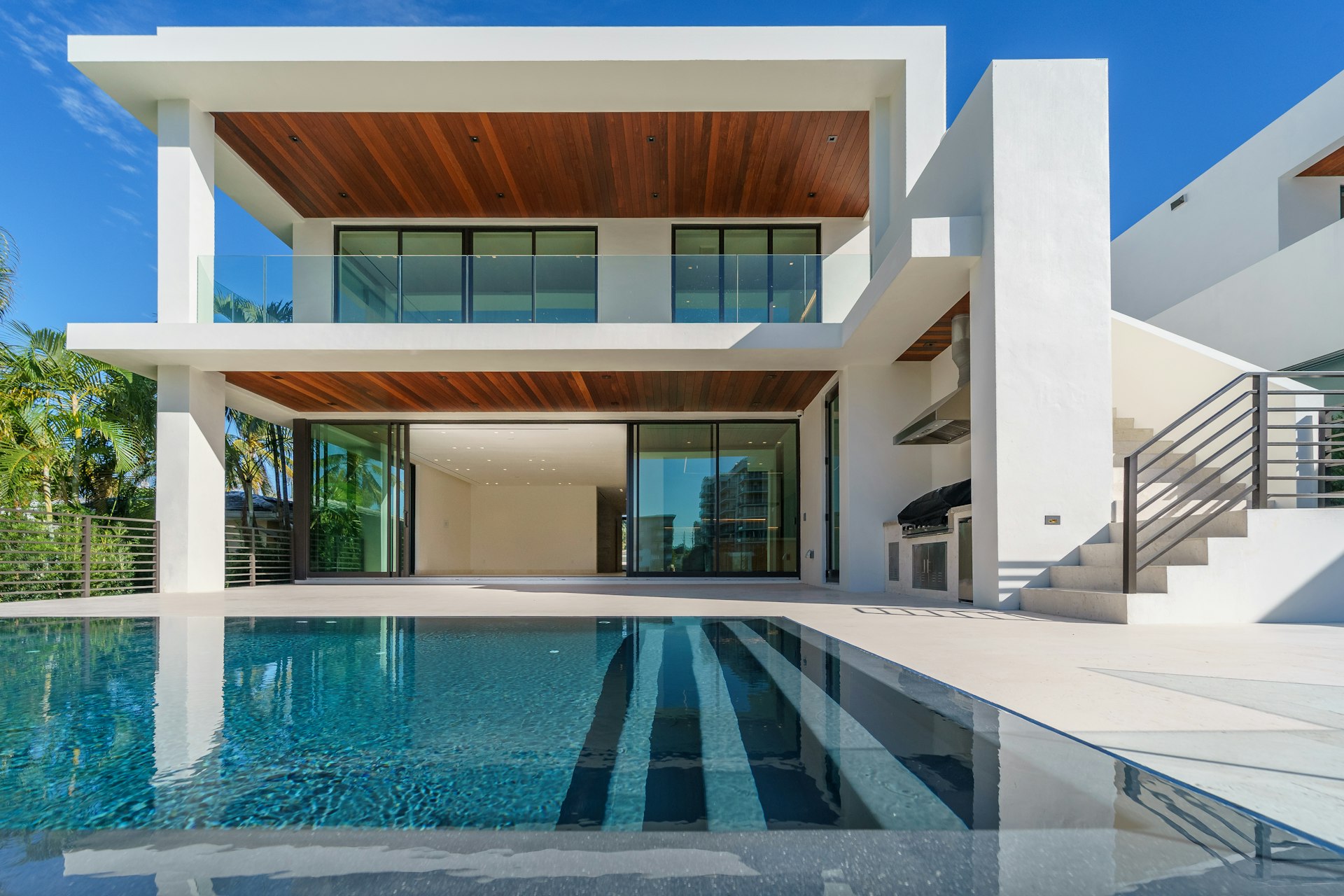 Elevated Travertine Terrace — West Palm Beach